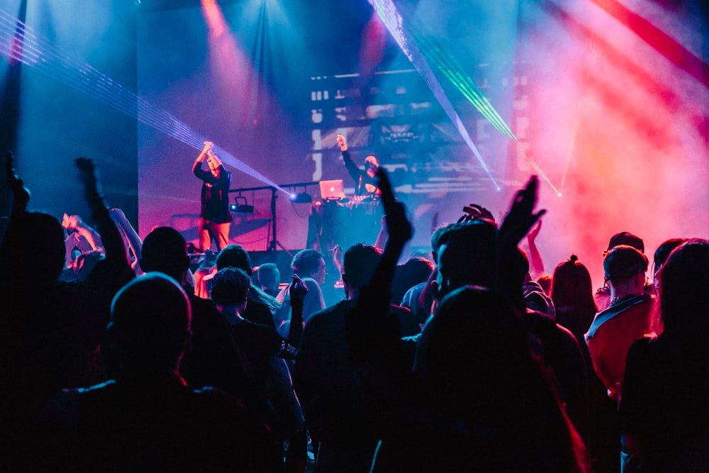 Shows en Vivo & Presentaciones Artísticas